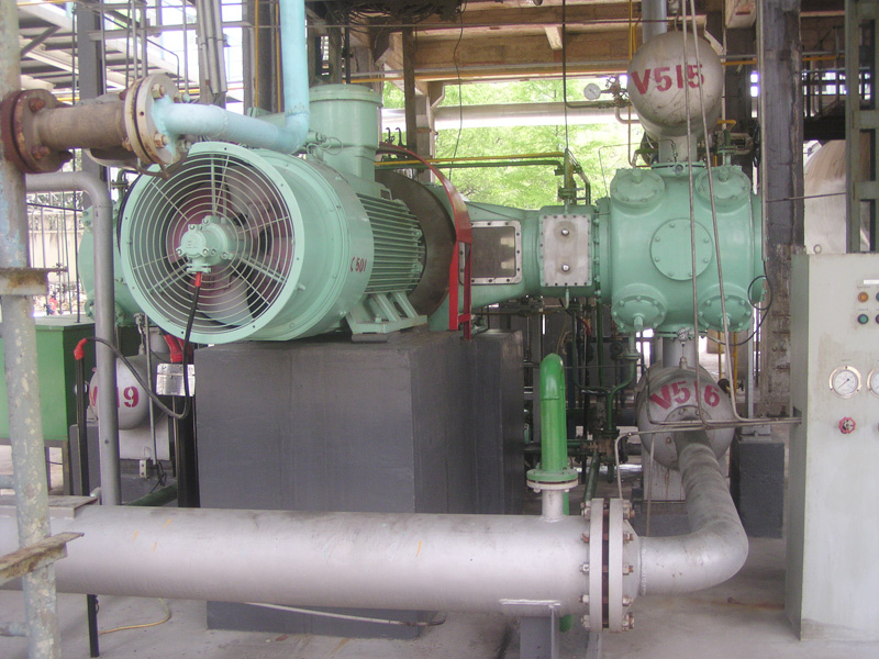 中石化岳陽(yáng)興長(zhǎng)石化股份公司DW-6/22型異丁烯壓縮機(jī)